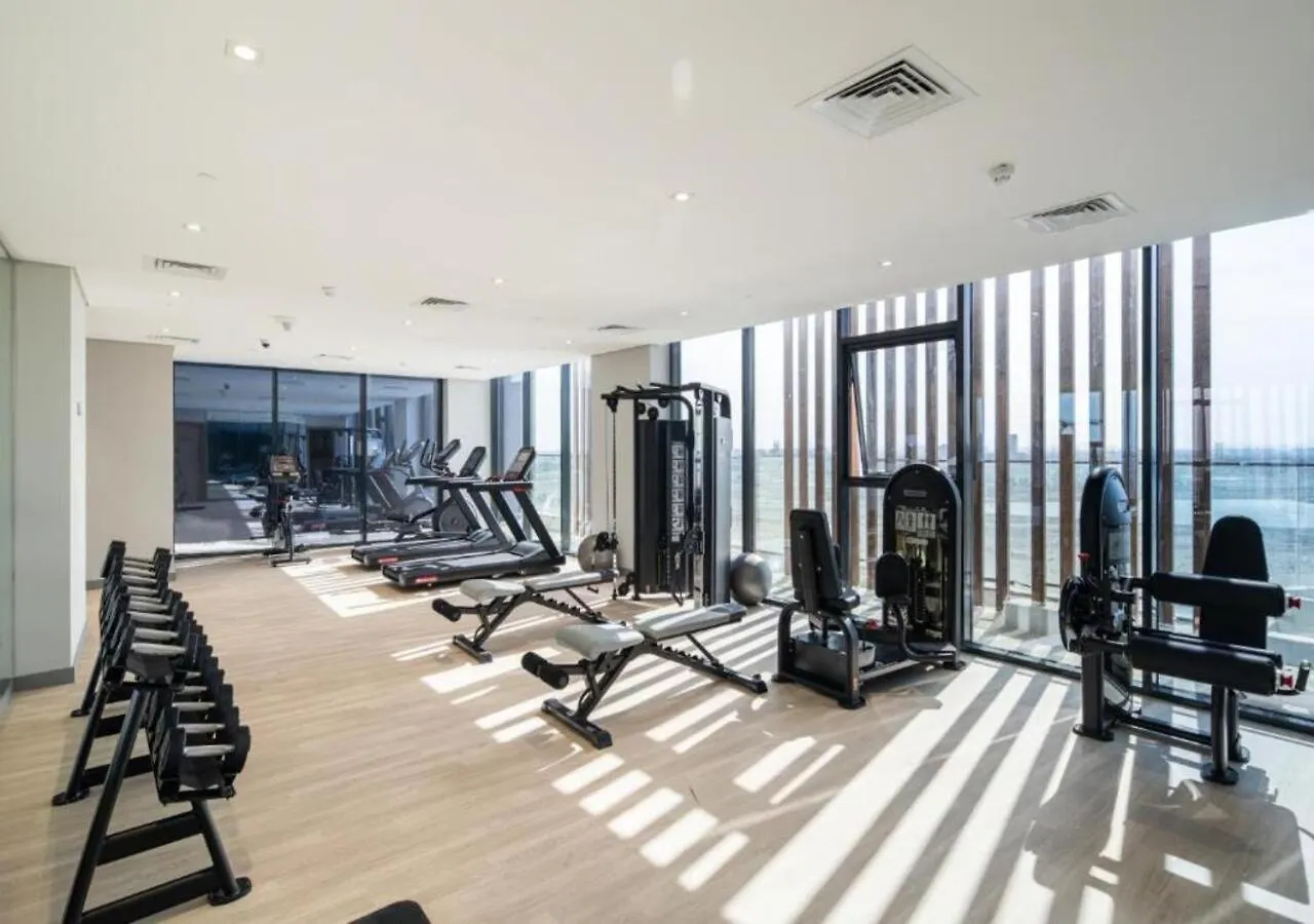 Bespoke Holiday Homes - Studio With Modern Amenities In Azizi Riviera Dubai Apartment